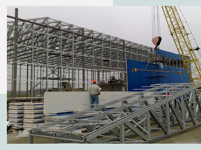 Строительство заводов в Осинниках