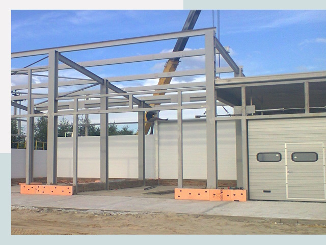 Строительство автосервисов от СтальСтрой-Снн по цене 615 руб.